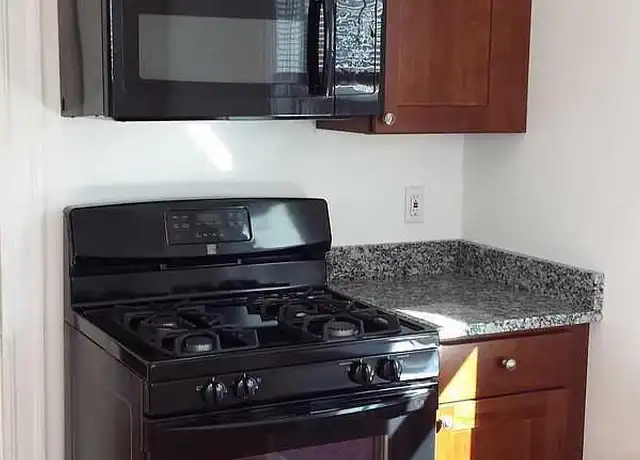 Property at 32 Commonwealth Ave, Chestnut Hill, MA, 02467, 4 beds, 2 baths, [object Object]