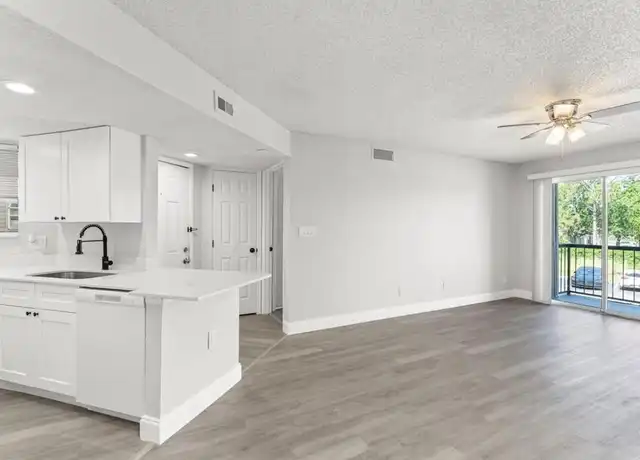 Property at 1932 Lake Atriums Cir #69, Orlando, FL, 32839, 2 beds, 2 baths, [object Object]