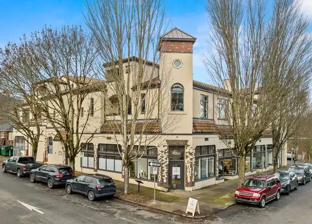 Property at 2611 NW Upshur St #207, Portland, OR, 97210, 1 bed, 1.5 baths, [object Object]