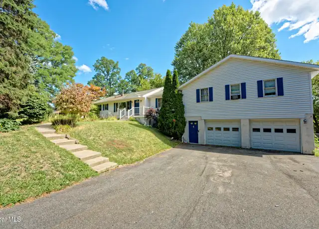 Property at 58 Beach Rd, Halfmoon, NY, 12065, 3 beds, 1.5 baths, [object Object]