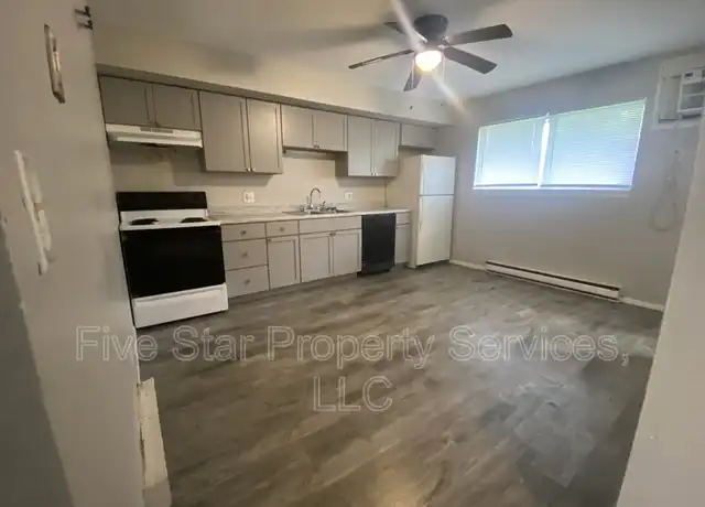 Property at 3241 S Douglas Ave, Springfield, IL, 62704, 2 beds, 1 bath, [object Object]