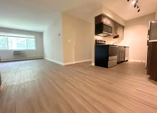 Property at Cedar Plaza Apartments - N142W6196 Concord St, Cedarburg, WI, 53012, 2 beds, 1 bath, [object Object]