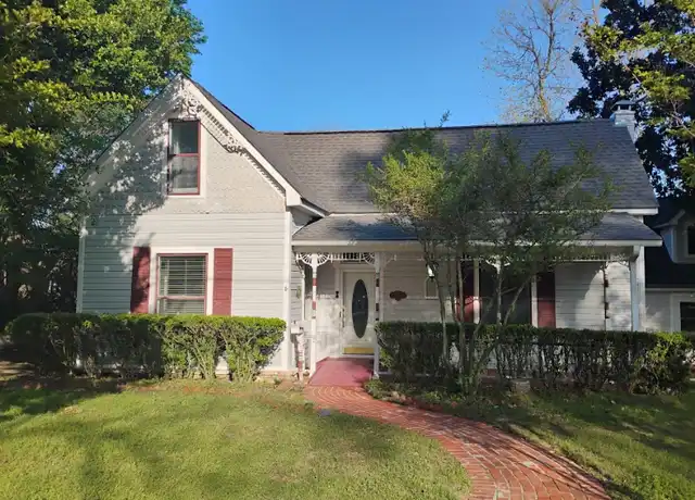 Property at 504 N Newsom St Unit Main, Mineola, TX, 75773, 4 beds, 2 baths, [object Object]