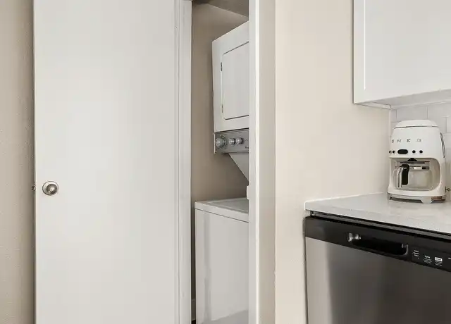 Property at The Enclave at Bear Creek - 855 E Ash Ln, Euless, TX, 76039, 1 bed, 1 bath, [object Object]