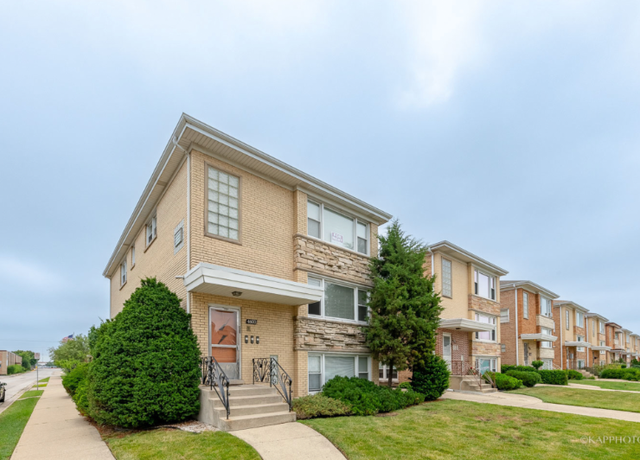 Photo of 4600 N Sayre Ave Unit 2, Harwood Heights, IL 60706
