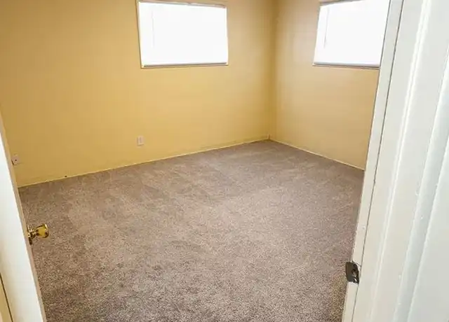 Property at 802 Oak St Unit 804, Medford, OR, 97501, 2 beds, 1 bath, [object Object]