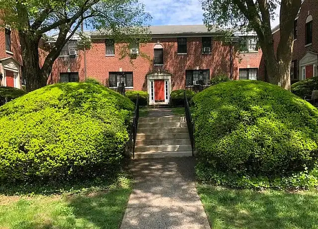 Property at Dartmouth House - 325 Dartmouth Ave, Swarthmore, PA, 19081, 2 beds, 1 bath, [object Object]