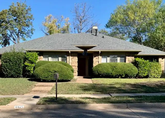 Property at 4425 Early Morn Dr, Plano, TX, 75093, 4 beds, 2 baths, [object Object]