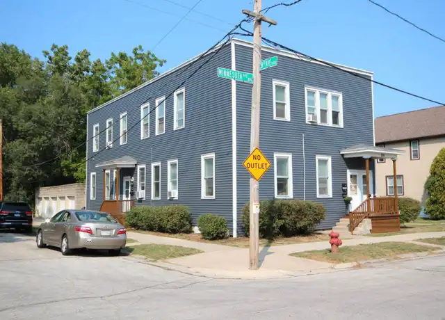 Property at 726 Minnesota Ave Unit 4, South Milwaukee, WI, 53172, 2 beds, 1 bath, [object Object]