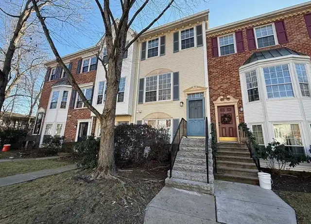 Property at 259 Larch Ln, Mahwah, NJ, 07430, 2 beds, 2.5 baths, [object Object]