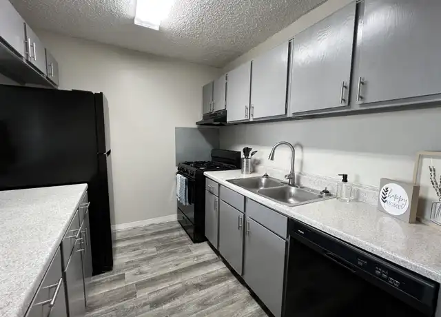 Property at 212 Sam Houston Dr Unit 220, Victoria, TX, 77901, 2 beds, 1 bath, [object Object]