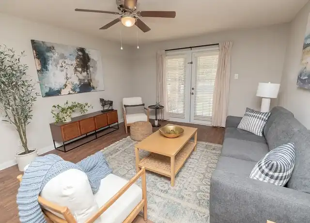 Property at Crossings at Pinebrook - 3800 Michael Blvd, Mobile, AL, 36609, 1 bed, 1 bath, [object Object]