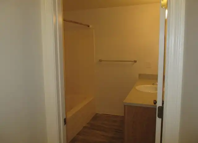 Property at 1460 Salishan St SE Unit 1460, Salem, OR, 97302, 2 beds, 1 bath, [object Object]