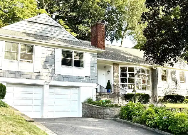 Property at 18 Taunton Rd, Scarsdale, NY, 10583, 4 beds, 3.5 baths, [object Object]
