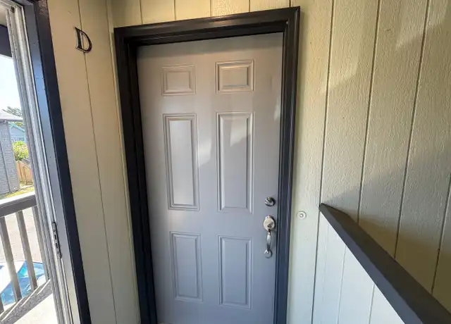 Property at 385 NW 6th St Unit 573/B/D, Newport, OR, 97365, 2 beds, 1 bath, [object Object]