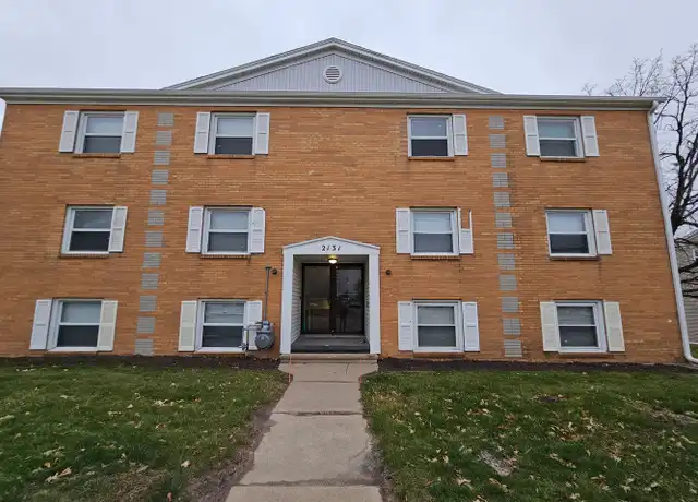 Property at 2131 Blairs Ferry Rd NE Unit 4, Cedar Rapids, IA, 52402, 1 bed, 1 bath, [object Object]