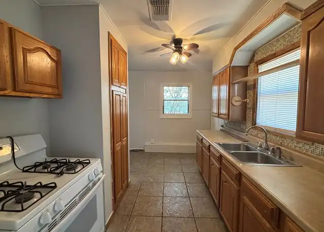 Property at 1205 Runnels St, Big Spring, TX, 79720, 2 beds, 1 bath, [object Object]