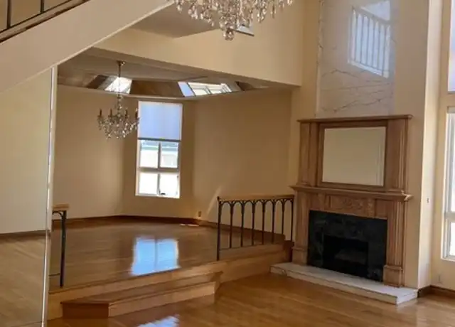 Property at 5333 Zelzah Ave #302, Encino, CA, 91316, 2 beds, 2 baths, [object Object]