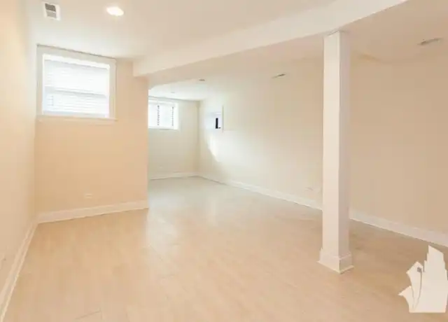 Property at 3709 N Wilton Ave, Chicago, IL, 60613, 3 beds, 1 bath, [object Object]