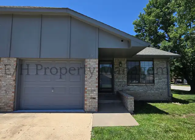Property at 6933 W Oneil Ct Unit 6933, Wichita, KS, 67212, 3 beds, 2 baths, [object Object]