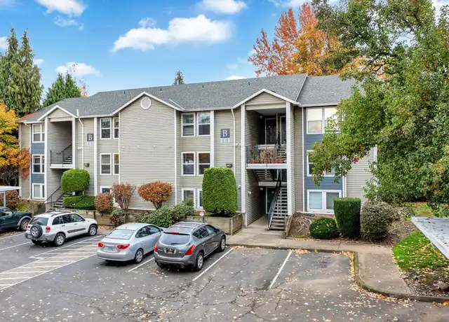 Property at Mountain Crest Apartments - 1519 SE Roberts Dr, Gresham, OR, 97080, 1 bed, 1 bath, [object Object]