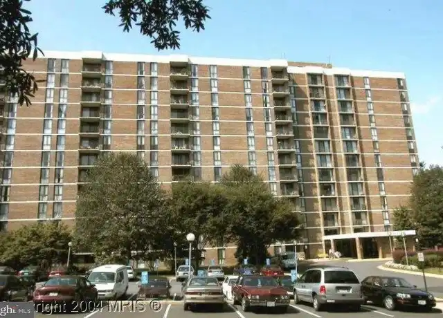 Property at 2300 Pimmit Dr #1109, Falls Church, VA, 22043, 3 beds, 2 baths, [object Object]