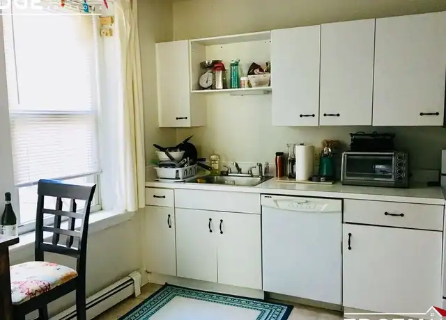 Property at 28 Ransom Rd #3, Brighton, MA, 02135, 2 beds, 1 bath, [object Object]