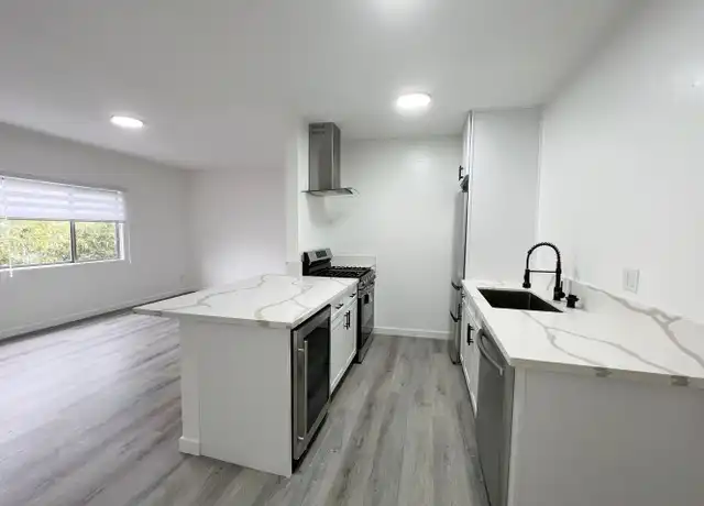 Property at 160 N Holliston Ave Unit 12, Pasadena, CA, 91106, 2 beds, 2 baths, [object Object]