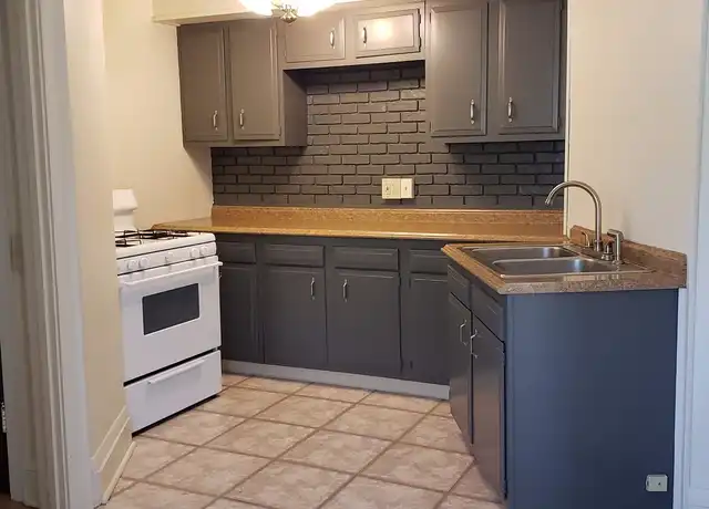 Property at 3418 Emerson Ave S Unit 202, Minneapolis, MN, 55408, 1 bed, 1 bath, [object Object]