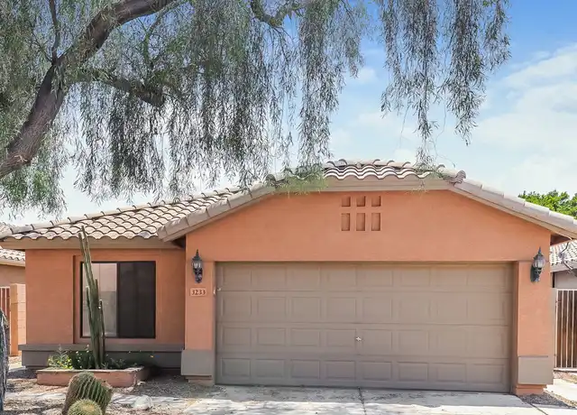 Property at 3233 E Tonopah Dr, Phoenix, AZ, 85050, 3 beds, 2 baths, [object Object]