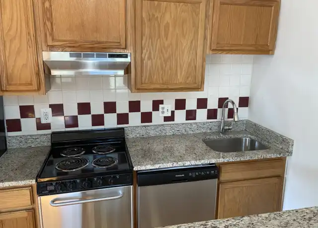 Property at 8-10 Shepard St Unit 1, Brighton, MA, 02135, 3 beds, 1 bath, [object Object]