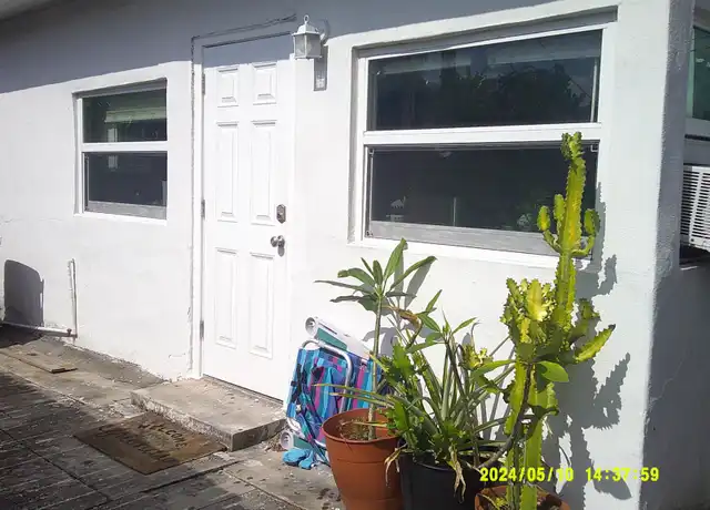 Property at 412 Macy St Unit Back, West Palm Beach, FL, 33405, 2 beds, 2 baths, [object Object]