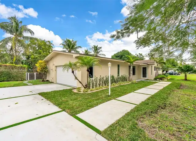 Property at 17505 SW 91st Ave, Palmetto Bay, FL, 33157, 4 beds, 3 baths, [object Object]