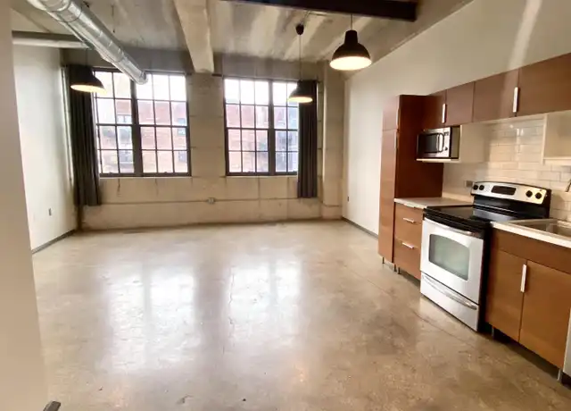 Property at 200 W Jackson Ave, Knoxville, TN, 37902, 2 beds, 1 bath, [object Object]