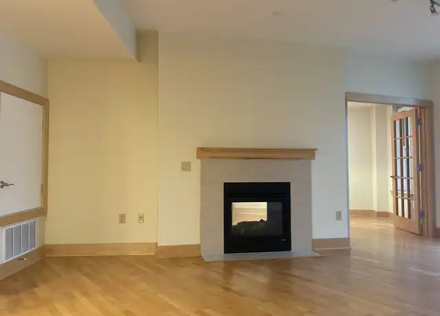 Property at 360 W Washington Ave #814, Madison, WI, 53703, 2 beds, 1 bath, [object Object]