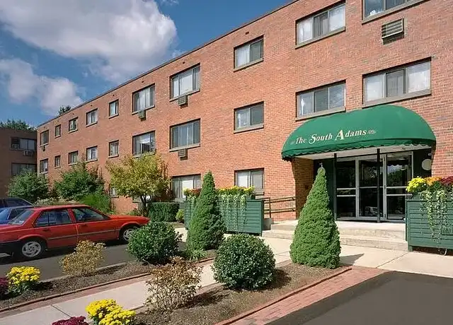 Property at South Adams - 40 Olcott St, Manchester, CT, 06040, 1-2 bed, 1 bath, [object Object]