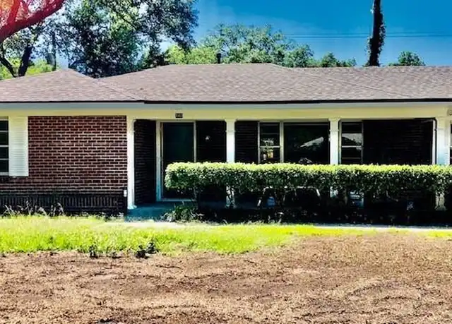 Property at 141 Lynn Ave, Shreveport, LA, 71105, 4 beds, 3 baths, [object Object]