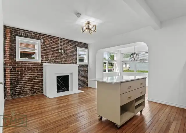 Property at 1123 N Main St Unit 1, Tulsa, OK, 74106, 1 bed, 1 bath, [object Object]