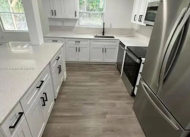 Property at 302 SW 15th St, Dania Beach, FL, 33004, 3 beds, 2 baths, [object Object]