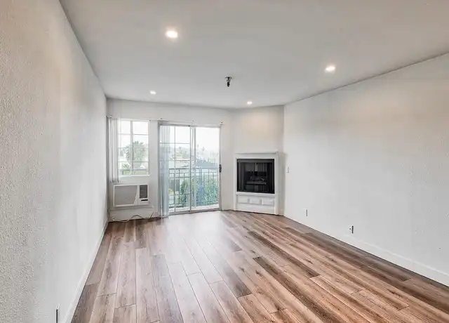 Property at Kingsley Court - 1345 N Kingsley Dr, Los Angeles, CA, 90027, 2 beds, 2 baths, [object Object]