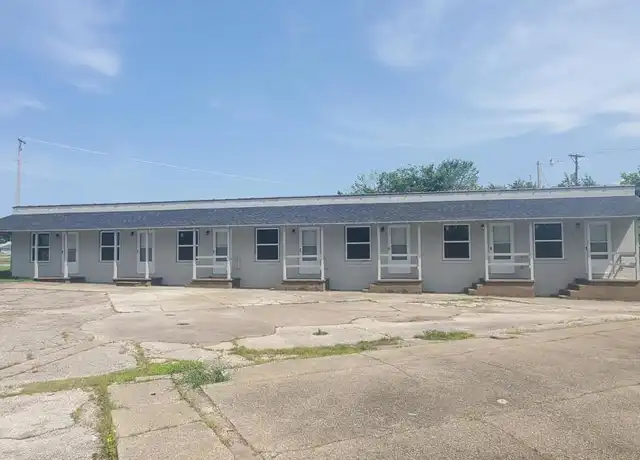 Property at 1104 W Broadway St Unit 7, Webb City, MO, 64870, 1 bed, 1 bath, [object Object]