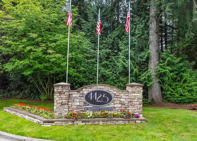 Property at 4425 Apartments - 4425 Harbor Country Dr, Gig Harbor, WA, 98335, 2 beds, 2 baths, [object Object]