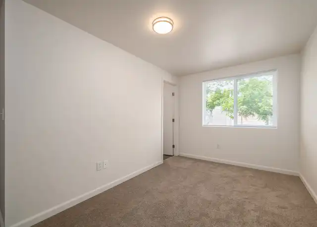 Property at 1510 23rd Ave Unit 4, Seattle, WA, 98122, 1 bed, 1 bath, [object Object]