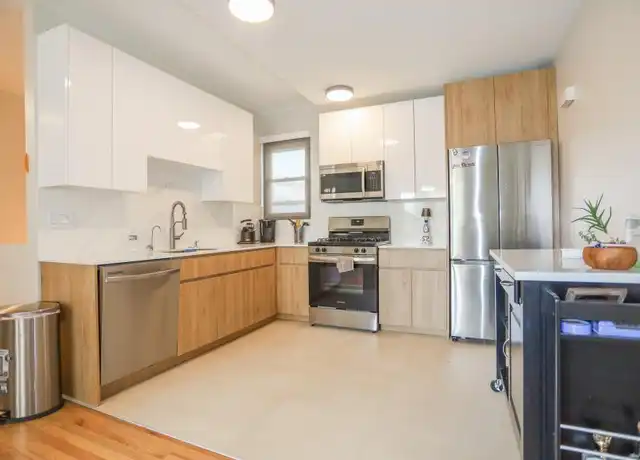 Property at 1414 W 17th St, Chicago, IL, 60608, 3 beds, 1 bath, [object Object]
