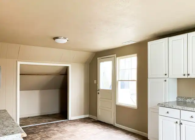 Property at 1142 E Indiana Ave Unit B, South Bend, IN, 46613, 1 bed, 1 bath, [object Object]