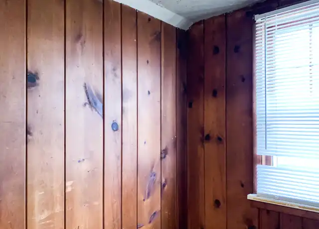 Property at 1142 E Indiana Ave Unit B, South Bend, IN, 46613, 1 bed, 1 bath, [object Object]