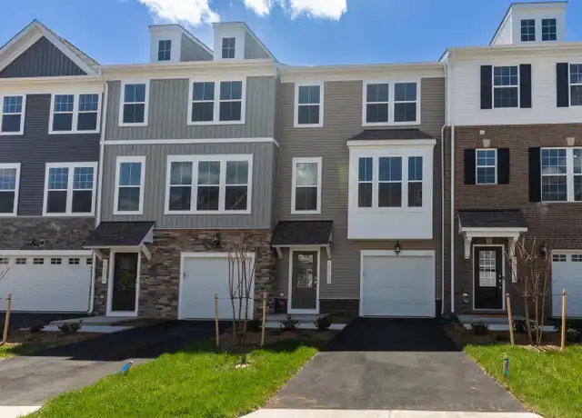 Property at 10512 Hinton Way, Manassas, VA, 20112, 4 beds, 3.5 baths, [object Object]
