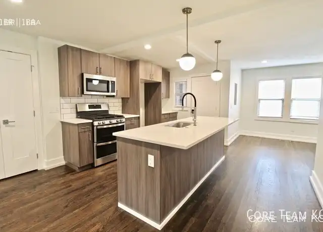 Property at 4319 Roanoke Pkwy Unit 4319-2S, Kansas City, MO, 64111, 1 bed, 1 bath, [object Object]