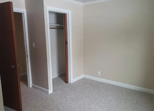 Property at 371 1st St Apt 2, Port Edwards, WI, 54469, 2 beds, 1 bath, [object Object]