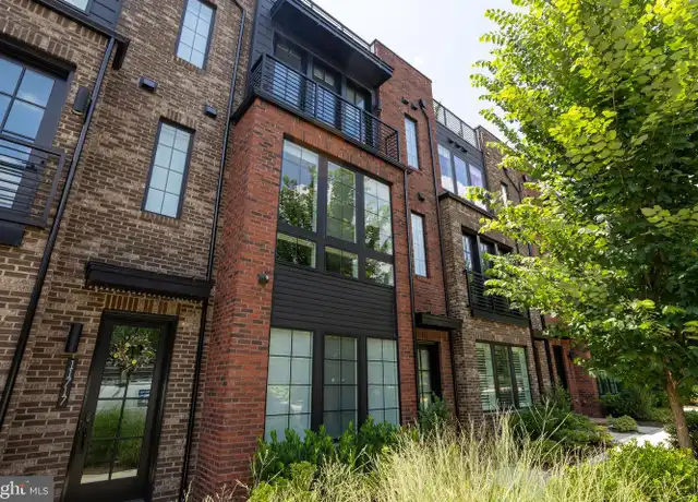 Property at 11719 Paysons Way, Reston, VA, 20191, 3 beds, 3.5 baths, [object Object]